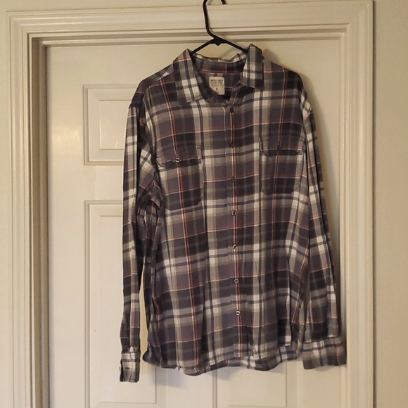 XL Mossimo Long Sleeve Button Up - Picture 1 of 3
